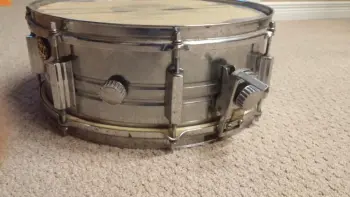 Coronet Deluxe COS Snare