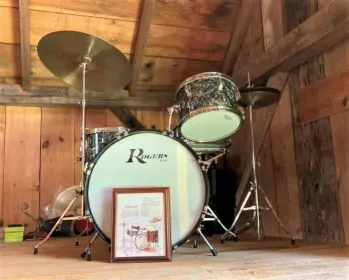 Vintage Rogers Snare Drum