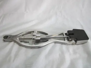 Help identifying 60's (?) Yamaha bass drum pedal