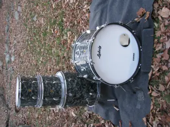 '69 Ludwig Kit, Black Diamond Pearl