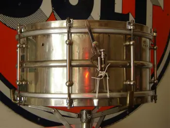 Late 20's Early 30's Ludwig 6 1/2 X 14 Nob Snare Drum