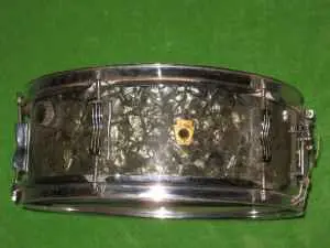 Look,look A Ludwig Snare I Got From C/l 25.00