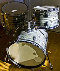 Blue Oyster Pearl Ludwig