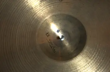 help me me id this cymbal?