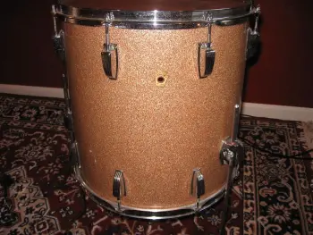 60's Ludwig Drums in champagne sparkle