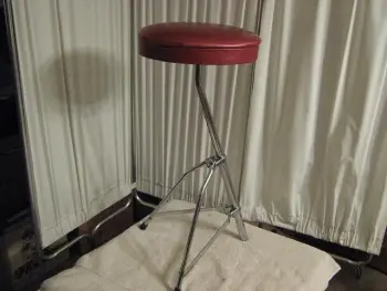 Ludwig Oval Drum Throne