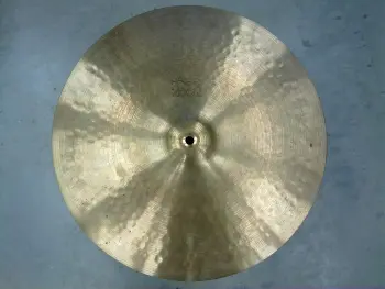 Paiste 2002 Black Lb 18" Ride