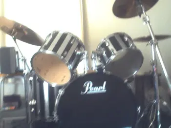 my pearl set with a radio king snare