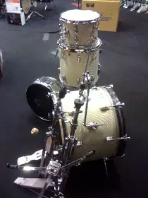 How to clean an astro finish on a 1968 ludwig