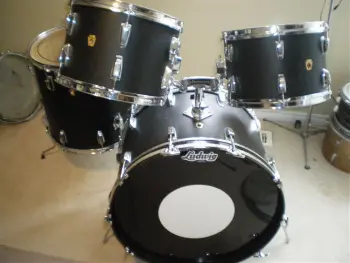 Ludwig 69 Black Panther kit