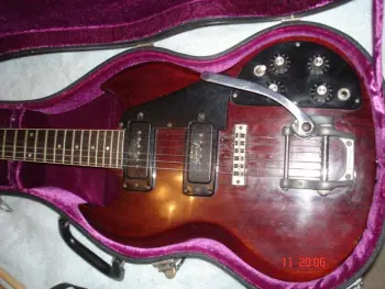 Help Identifying kit -pics