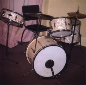 I am not sure what kind of drums these are
