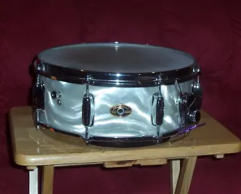 Slingerland Drums Help Needed