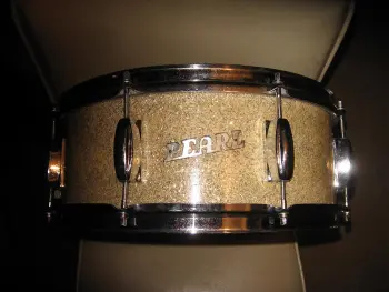 Lovely PEARL 60's Silver Sparkle 5x14 Snare
