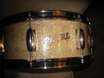 Lovely PEARL 60's Silver Sparkle 5x14 Snare