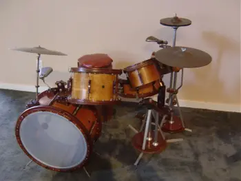 Unidentified Kit