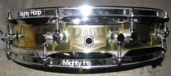 Old TAMA Piccolo Snare w/ ANGLED LUGS?!!