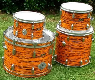 Nice old Pearl kit