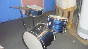 DEL REY (or RAY) DRUMS?