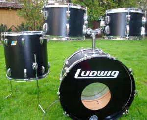 70s Ludwig black Panther set on C/L