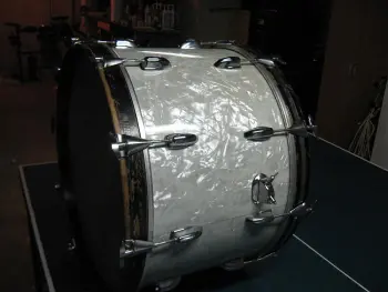 Slingerland bass and 16&quot; tom