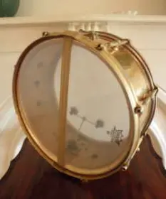 Billy Gladstone Snare On New York C/L