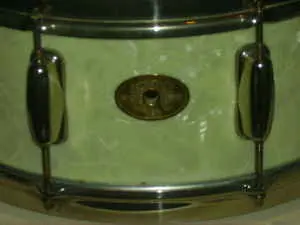 Looking at a Radio King Snare