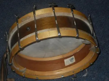 Novak snare drum