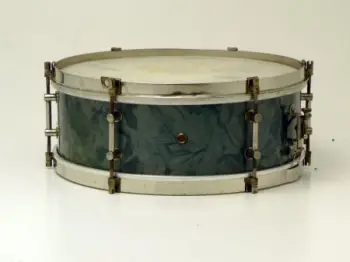Is this an authentic Leedy&amp;Strupe 30s snare?