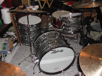 1965 Ludwig Black Oyster Pearl 20, 14, 12