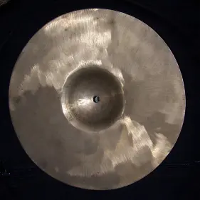 Old 11&quot; cymbal. Need help with Info