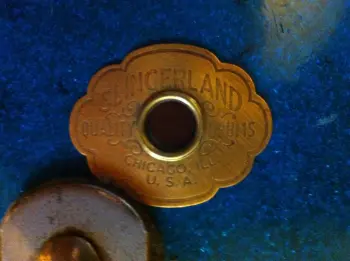 Help Identifying my Slingerland Cloud Badge Kit