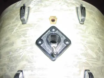 Seems to me that this 1969 Ludwig set went cheap