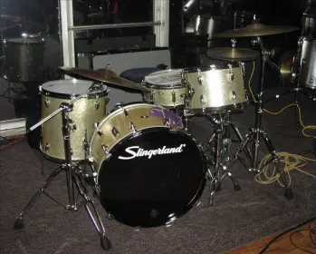 Did Slingerland use die cast hoops in 1961?