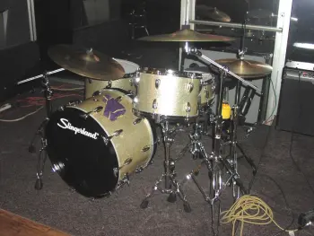 Did Slingerland use die cast hoops in 1961?