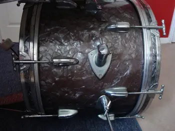 Need help to identify my drums