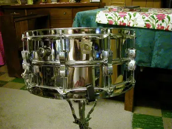 Help Me Identify This Ludwig Snare!!