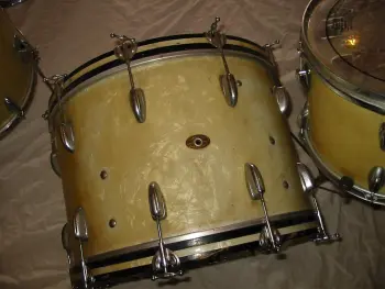50's Radio King kit w/ single ply snare