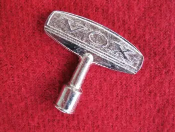 Vox/Trixon Slotted Drum Key, Metal, NOS Mint