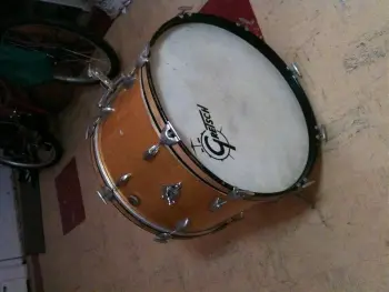 Gretsch RB gold sparkle bass drum and RB natural finish tom