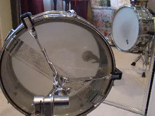 Need Info on Rogers Snare