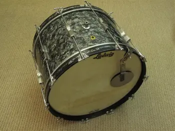 Ludwig Club Date BDP - 22&quot; Bass - 14&quot; Pioneer - 14&quot; Green Super Classic Snare