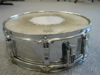 Is this a Ludwig Rocker ?