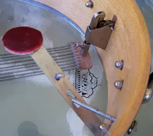 Melvik snare drum - this one's unique!