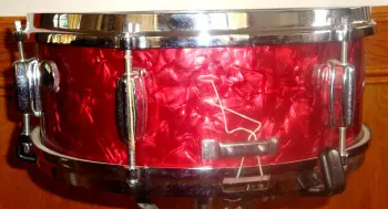MIJ VIntage 5x14 Lava Red No name Snare drum