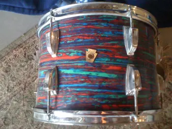 Vintage Psycadelic Red