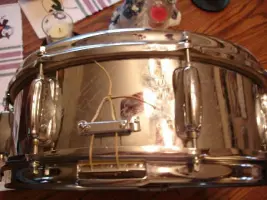 need help dating Slingerland snare!
