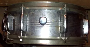 help me identify this WFL snare please