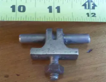 Looking to ID these lugs---
