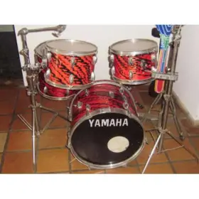 Hello. My Yamaha C-200... Jazz sound? I hope.